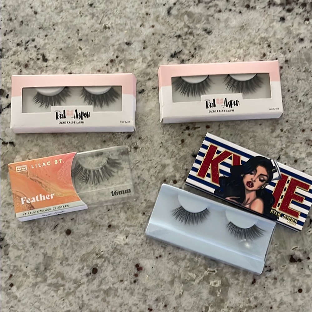 Lot of Luxe Black False Lashes